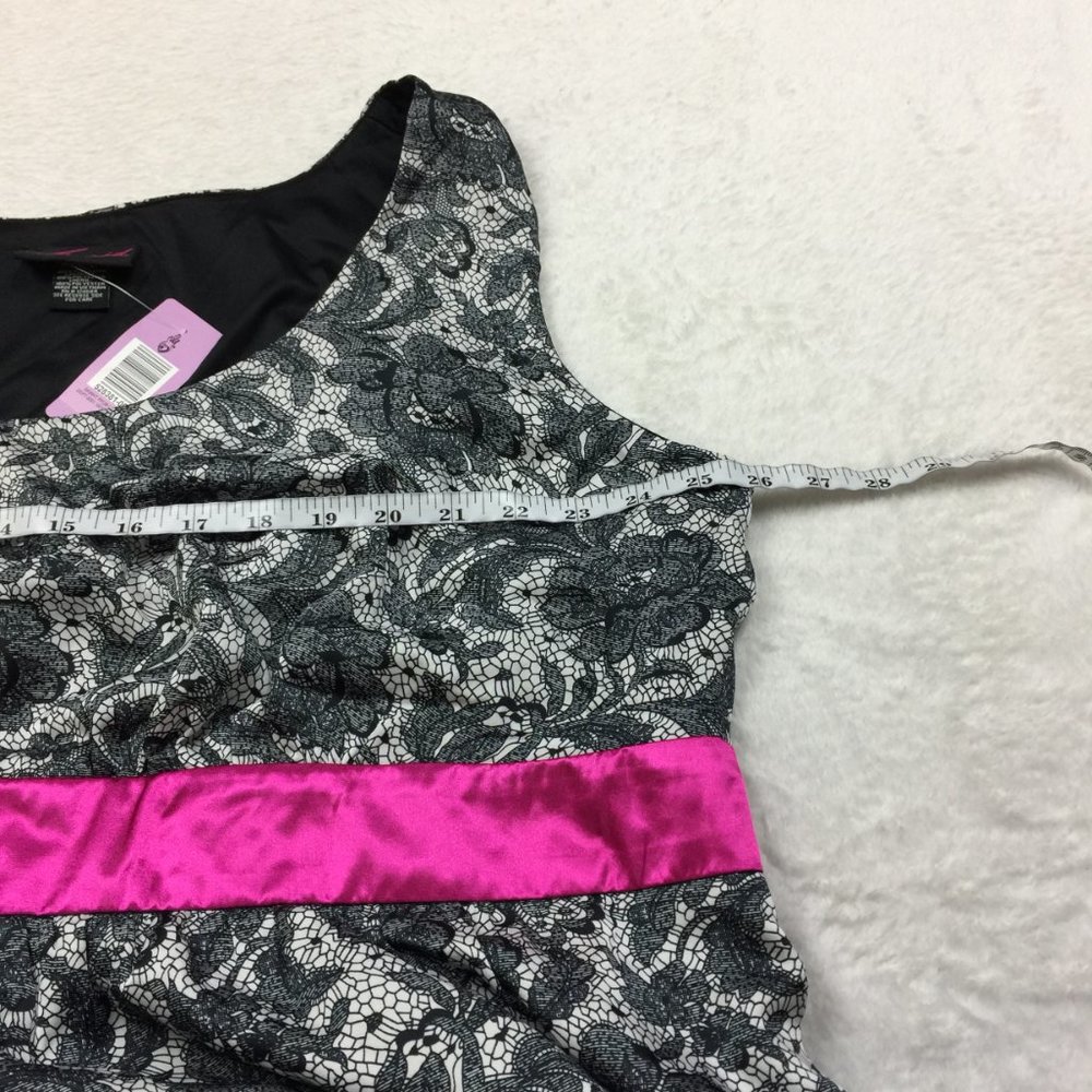 New! Torrid Tank Top Blouse 4X Womans Plus Black White Lace Print Sleeveless - Picture 12 of 14